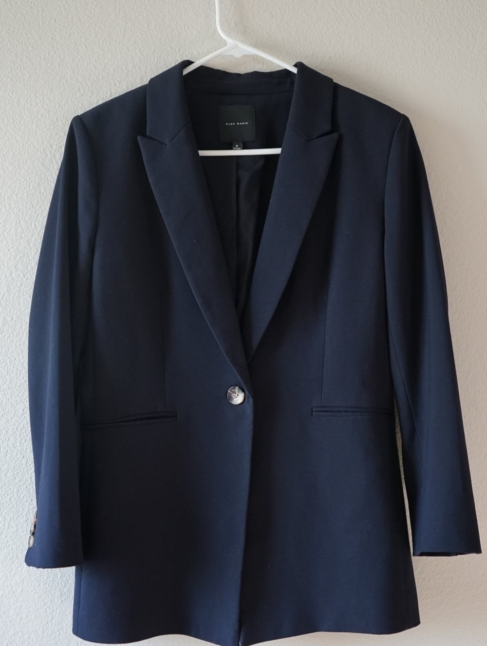 Alex Marie Navy Suit Single-Button Size 6